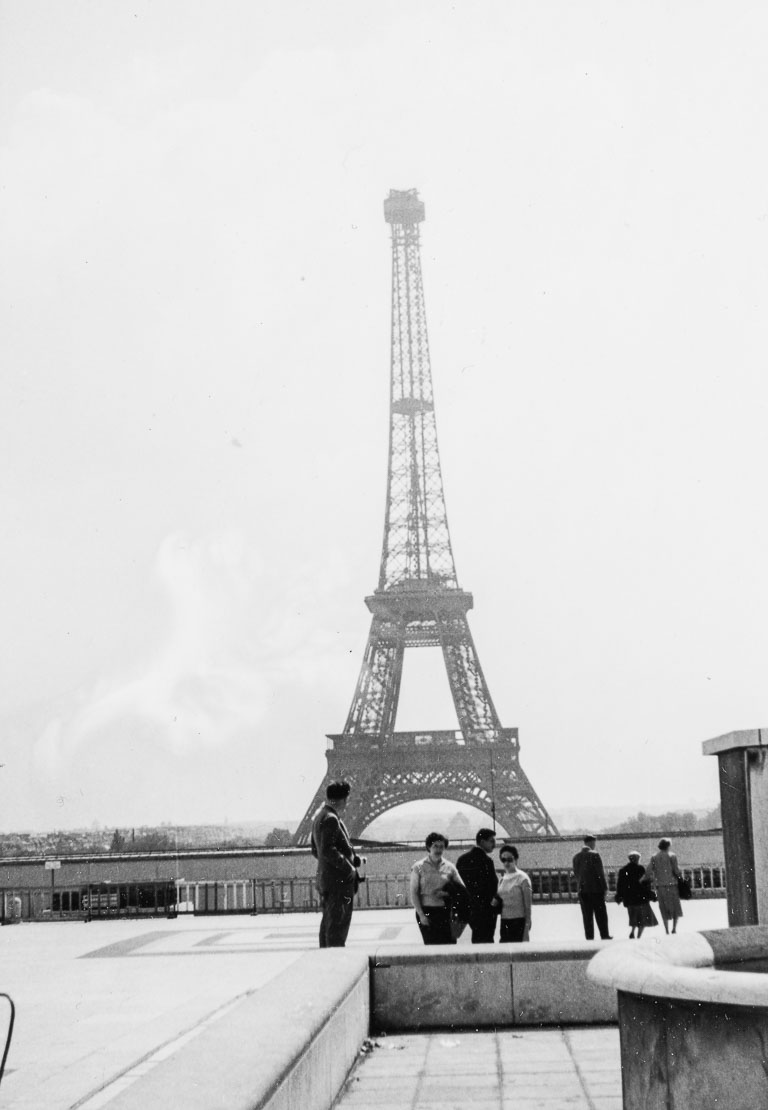 1957 Viatge a París