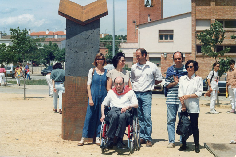 1994 Inauguració de la Plaça Miquel Martí i Pol a Sant Gregori